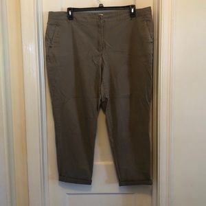 Dalia brand ankle khaki pants